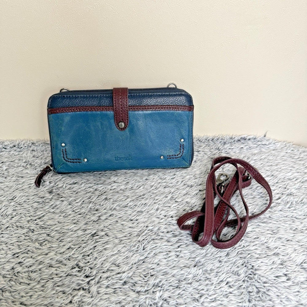 The Sak Iris Smartphone Crossbody Wallet with Detachable Strap